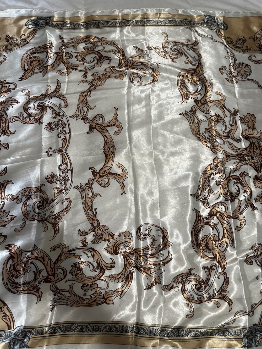 Elegant Baroque Satin Scarf in Cream and Gold